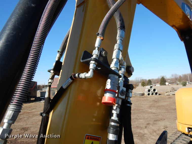 image for item IA9382 2018 Caterpillar 305E2  mini excavator