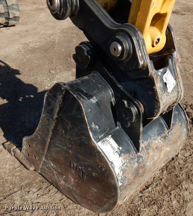 image for item IA9382 2018 Caterpillar 305E2  mini excavator