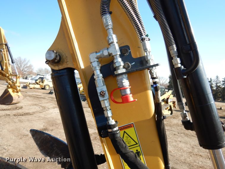 image for item IA9382 2018 Caterpillar 305E2  mini excavator