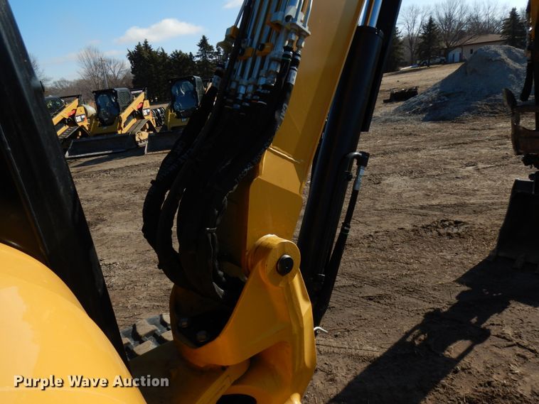 image for item IA9382 2018 Caterpillar 305E2  mini excavator