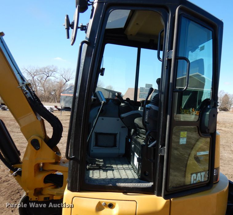 image for item IA9382 2018 Caterpillar 305E2  mini excavator