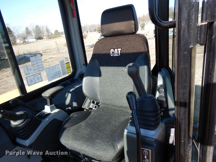 image for item IA9382 2018 Caterpillar 305E2  mini excavator