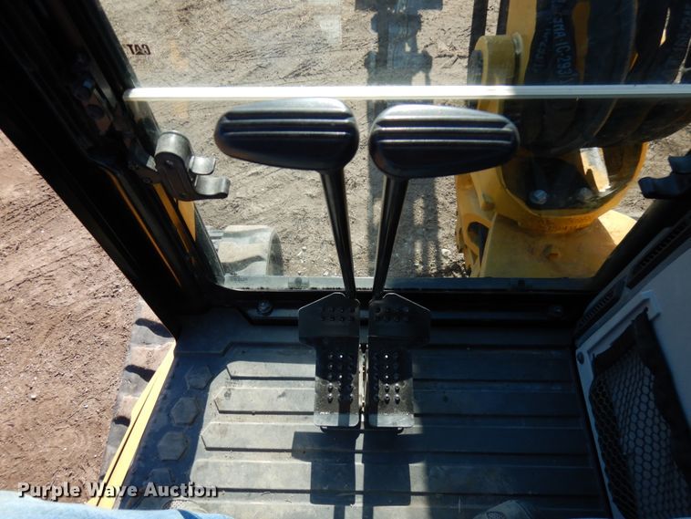 image for item IA9382 2018 Caterpillar 305E2  mini excavator