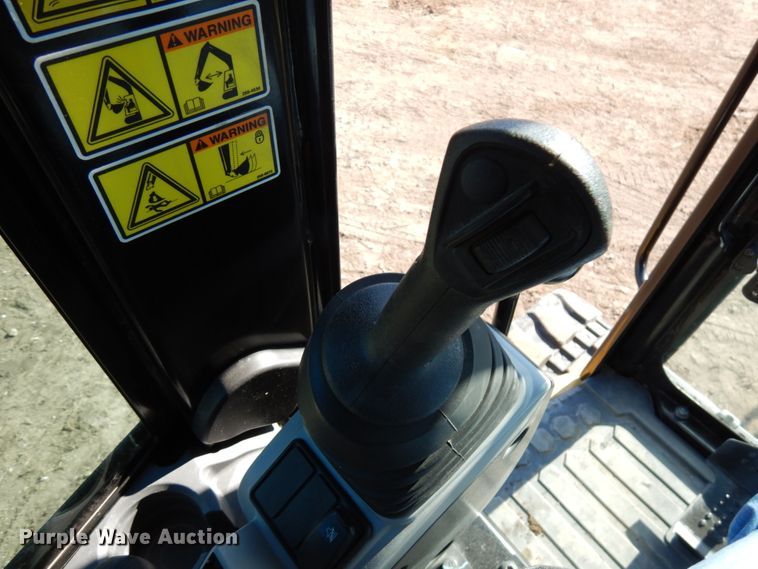 image for item IA9382 2018 Caterpillar 305E2  mini excavator