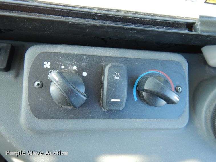 image for item IA9382 2018 Caterpillar 305E2  mini excavator