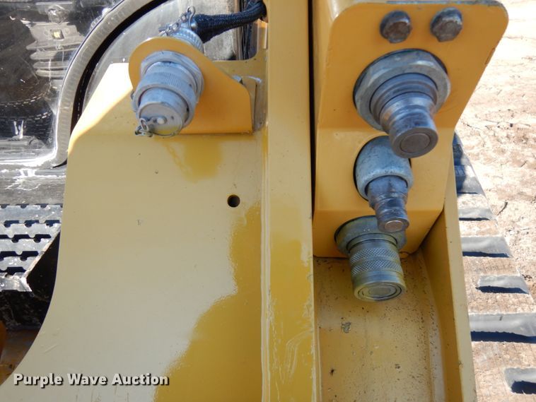 image for item IA9383 2015 Caterpillar 289D  tracked skid steer loader