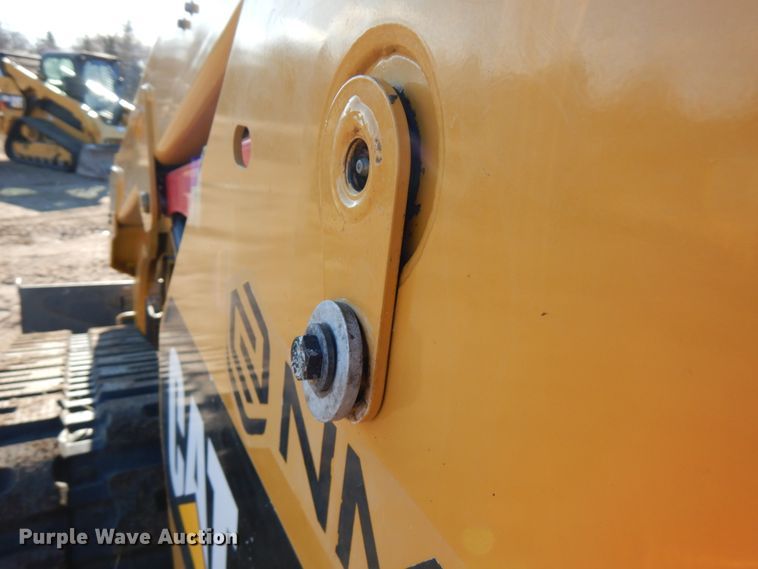 image for item IA9383 2015 Caterpillar 289D  tracked skid steer loader