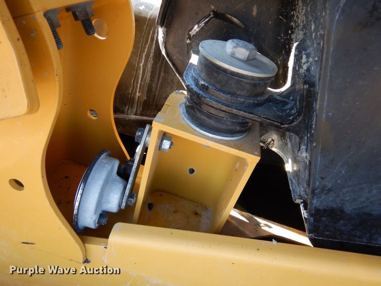 image for item IA9383 2015 Caterpillar 289D  tracked skid steer loader