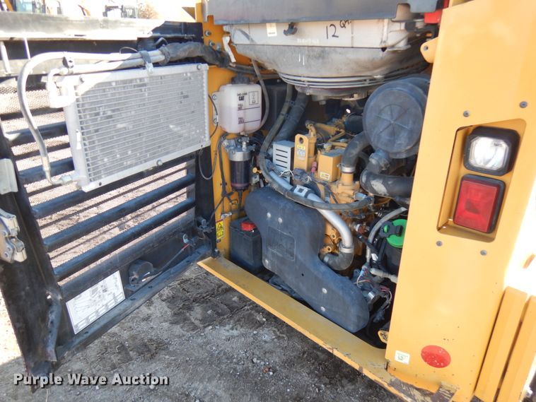 image for item IA9383 2015 Caterpillar 289D  tracked skid steer loader