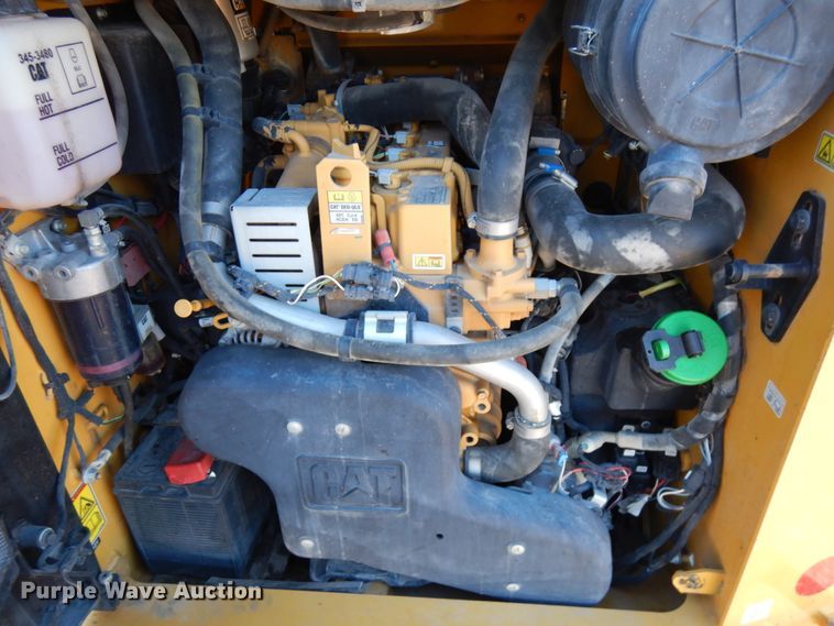 image for item IA9383 2015 Caterpillar 289D  tracked skid steer loader