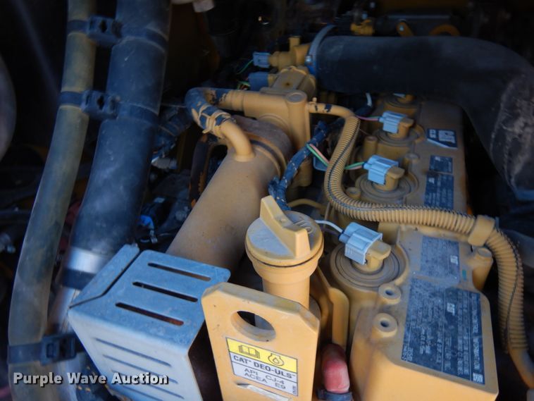 image for item IA9383 2015 Caterpillar 289D  tracked skid steer loader