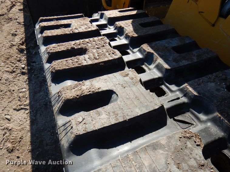 image for item IA9383 2015 Caterpillar 289D  tracked skid steer loader