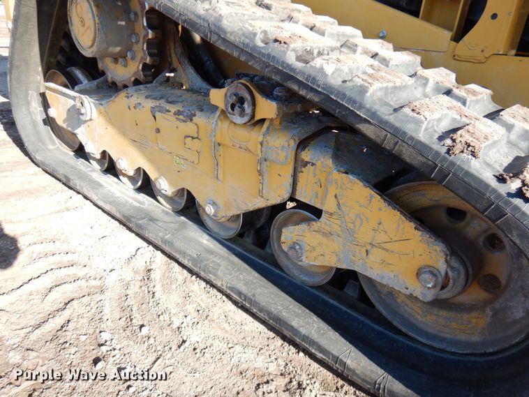 image for item IA9383 2015 Caterpillar 289D  tracked skid steer loader