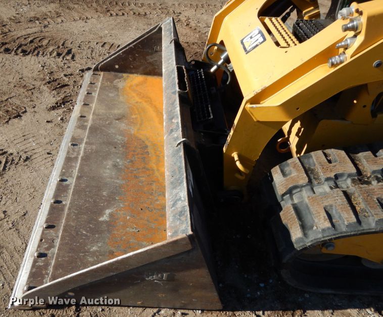 image for item IA9384 2017 Caterpillar 289D  tracked skid steer loader