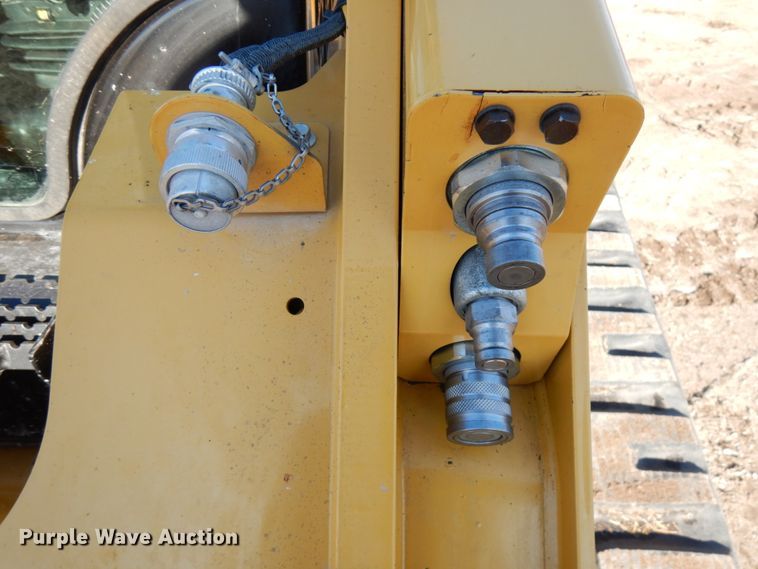 image for item IA9384 2017 Caterpillar 289D  tracked skid steer loader