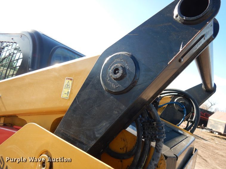 image for item IA9384 2017 Caterpillar 289D  tracked skid steer loader