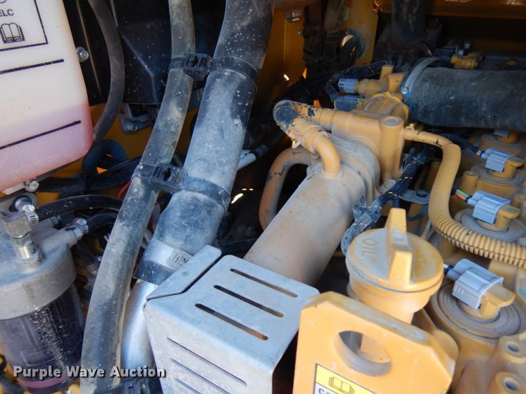 image for item IA9384 2017 Caterpillar 289D  tracked skid steer loader