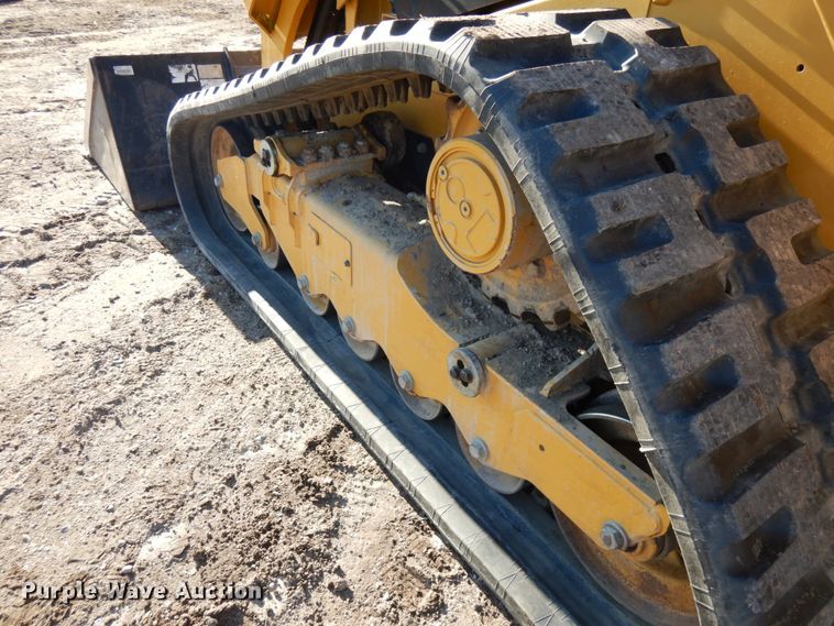 image for item IA9384 2017 Caterpillar 289D  tracked skid steer loader