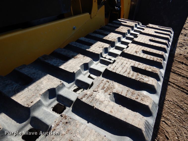 image for item IA9384 2017 Caterpillar 289D  tracked skid steer loader