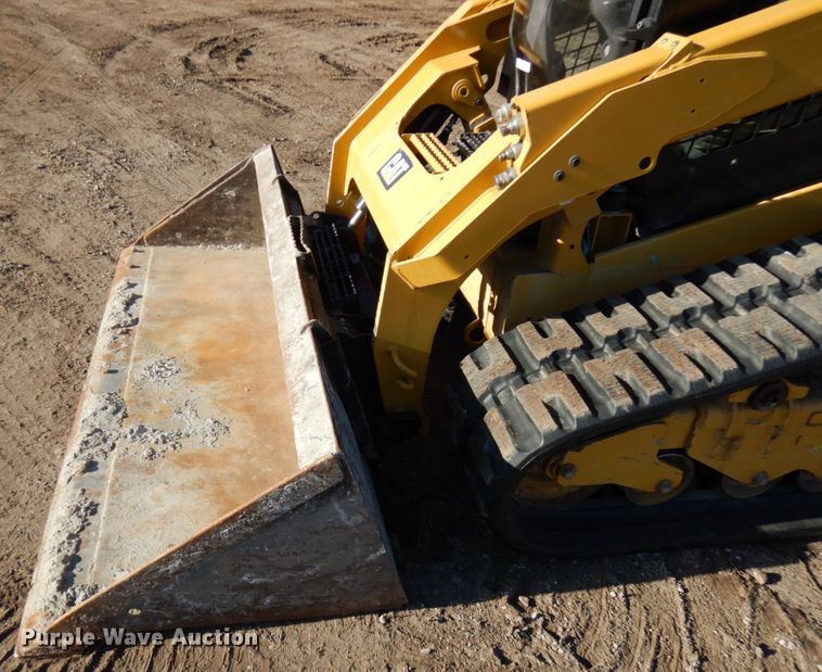 image for item IA9385 2017 Caterpillar 289D  tracked skid steer loader