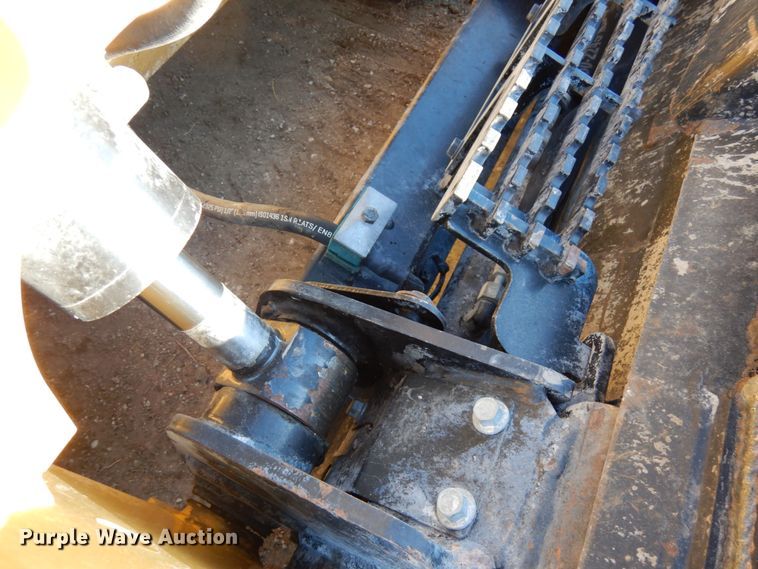 image for item IA9385 2017 Caterpillar 289D  tracked skid steer loader