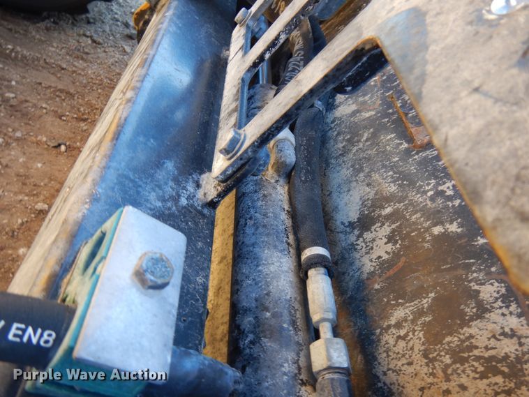 image for item IA9385 2017 Caterpillar 289D  tracked skid steer loader