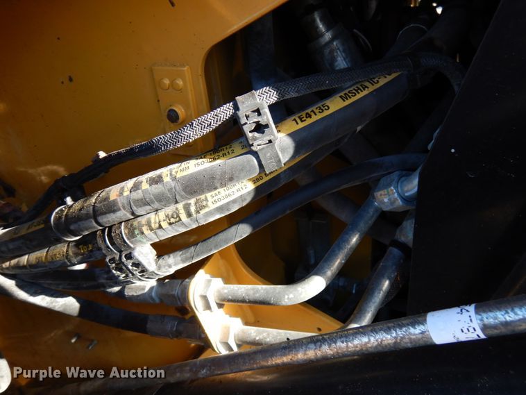 image for item IA9385 2017 Caterpillar 289D  tracked skid steer loader