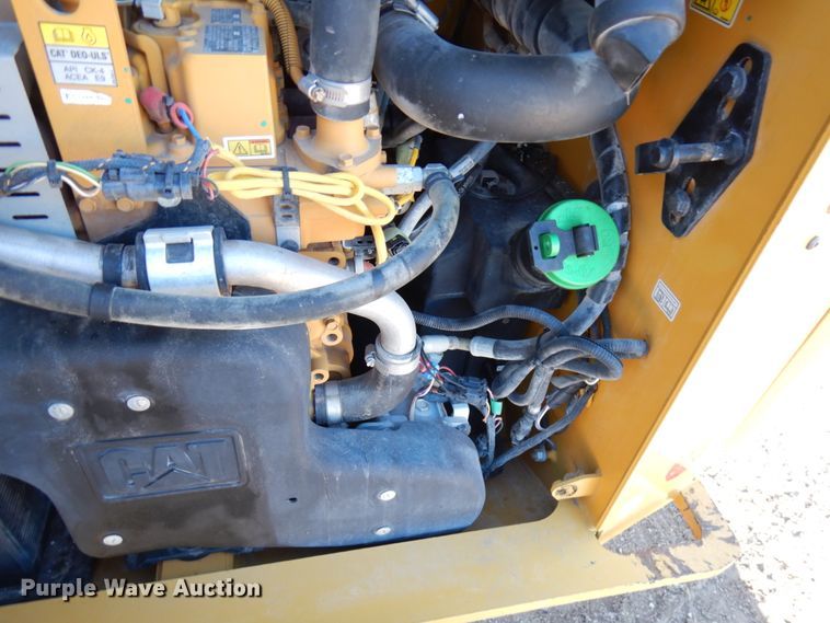 image for item IA9385 2017 Caterpillar 289D  tracked skid steer loader