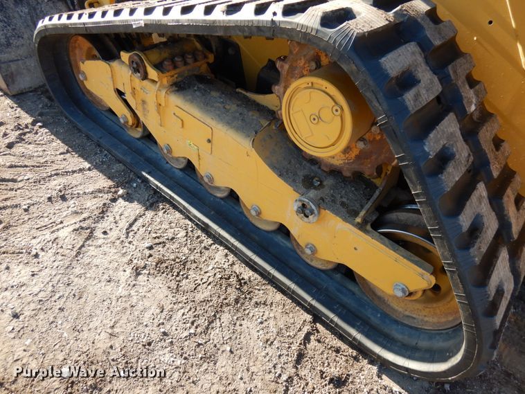 image for item IA9385 2017 Caterpillar 289D  tracked skid steer loader