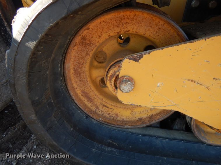 image for item IA9385 2017 Caterpillar 289D  tracked skid steer loader