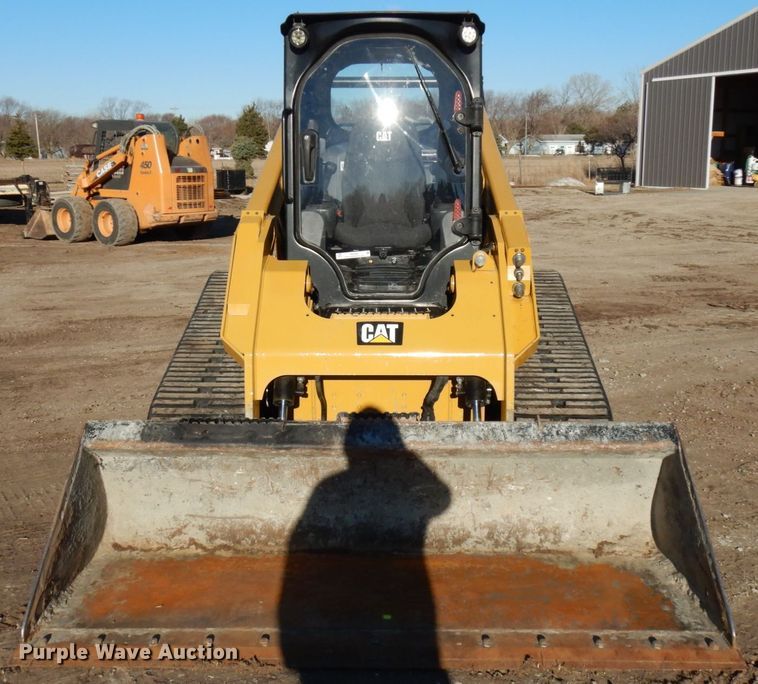 image for item IA9386 2019 Caterpillar 289D  tracked skid steer loader