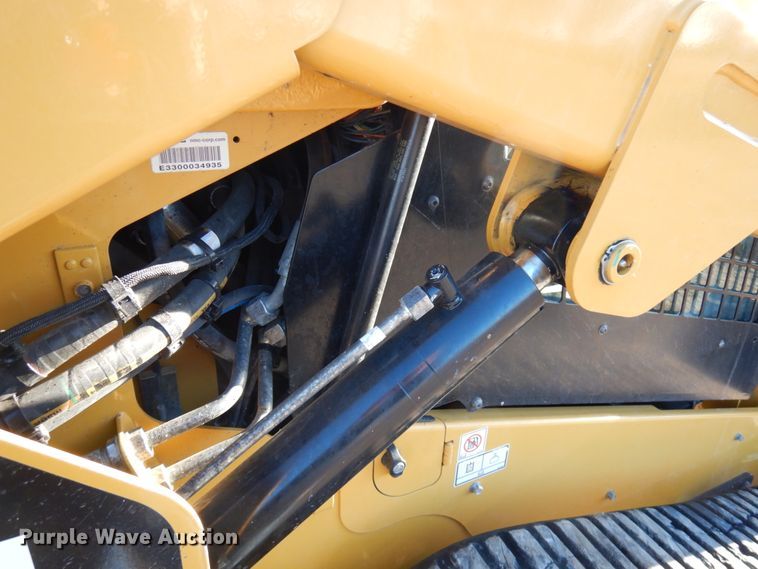 image for item IA9386 2019 Caterpillar 289D  tracked skid steer loader