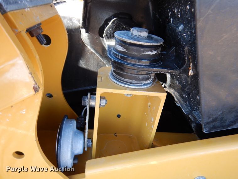 image for item IA9386 2019 Caterpillar 289D  tracked skid steer loader