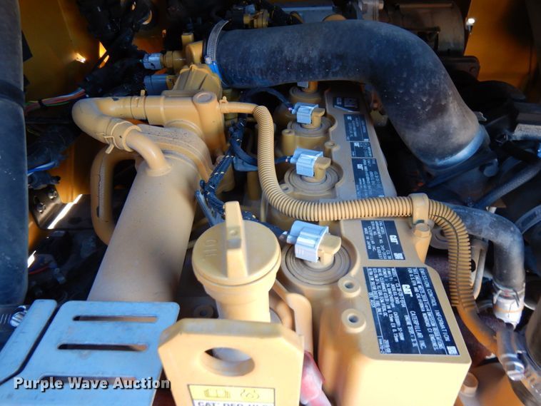 image for item IA9386 2019 Caterpillar 289D  tracked skid steer loader