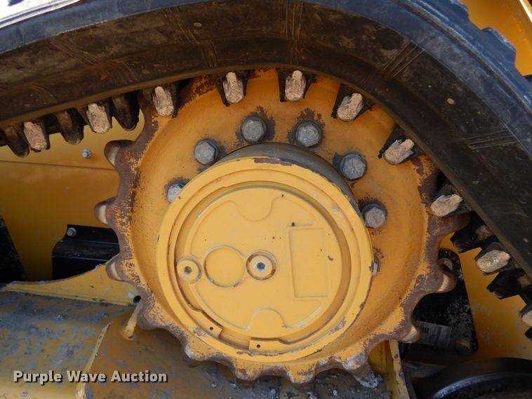 image for item IA9386 2019 Caterpillar 289D  tracked skid steer loader