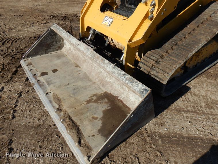 image for item IA9387 2016 Caterpillar 289D  tracked skid steer loader