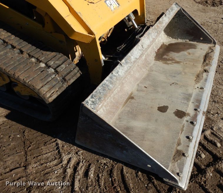 image for item IA9387 2016 Caterpillar 289D  tracked skid steer loader