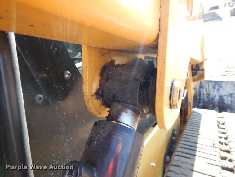 image for item IA9387 2016 Caterpillar 289D  tracked skid steer loader