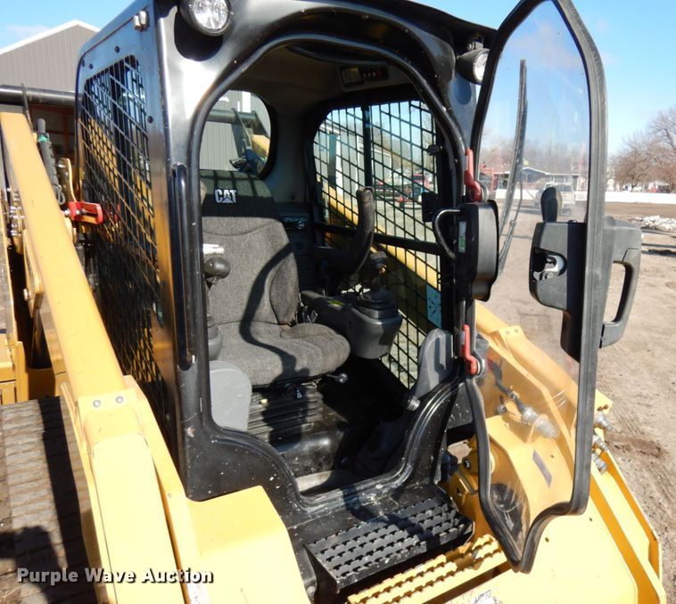 image for item IA9387 2016 Caterpillar 289D  tracked skid steer loader