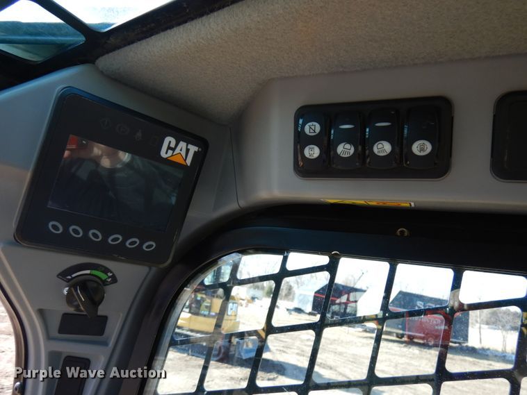 image for item IA9387 2016 Caterpillar 289D  tracked skid steer loader