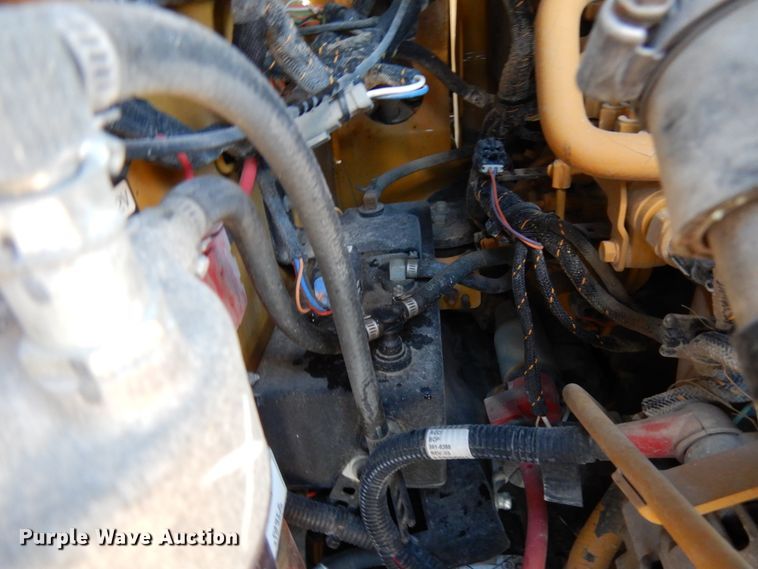 image for item IA9387 2016 Caterpillar 289D  tracked skid steer loader