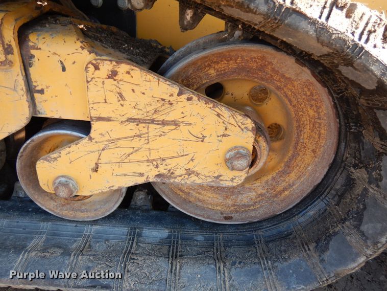 image for item IA9387 2016 Caterpillar 289D  tracked skid steer loader