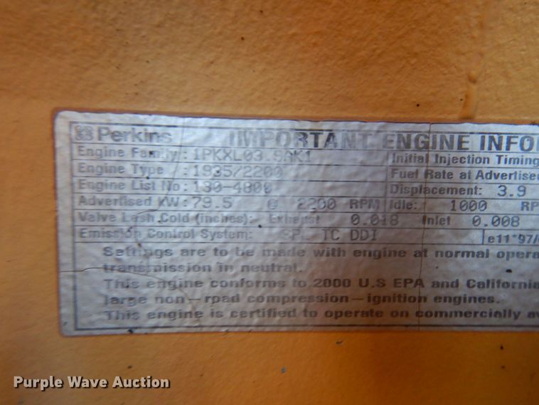 image for item IA9388 2001 Caterpillar CP-433C  single drum vibratory roller