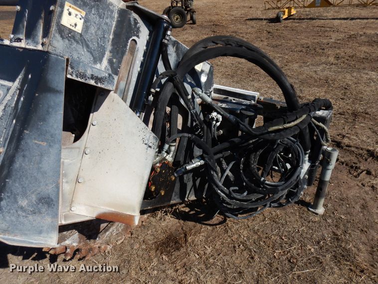 image for item IA9395 2009 Caterpillar SW45-80 48" diamter skid steer wheel saw