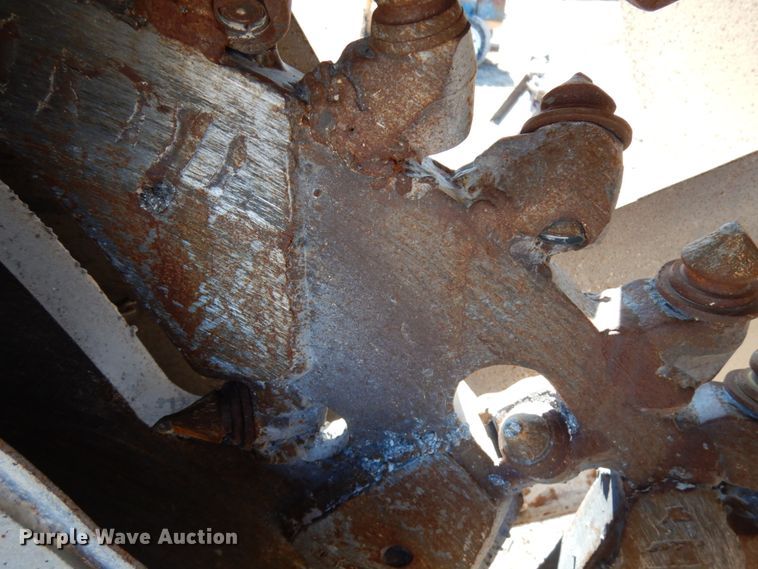 image for item IA9395 2009 Caterpillar SW45-80 48" diamter skid steer wheel saw