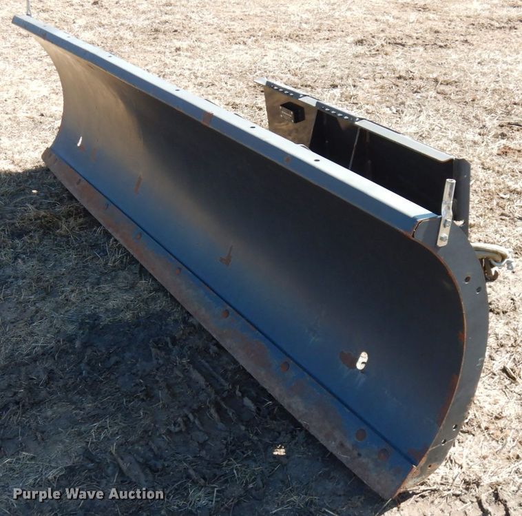 image for item IA9400 2011 Bobcat 96"W snow blade