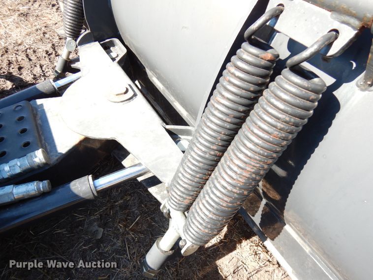 image for item IA9400 2011 Bobcat 96"W snow blade