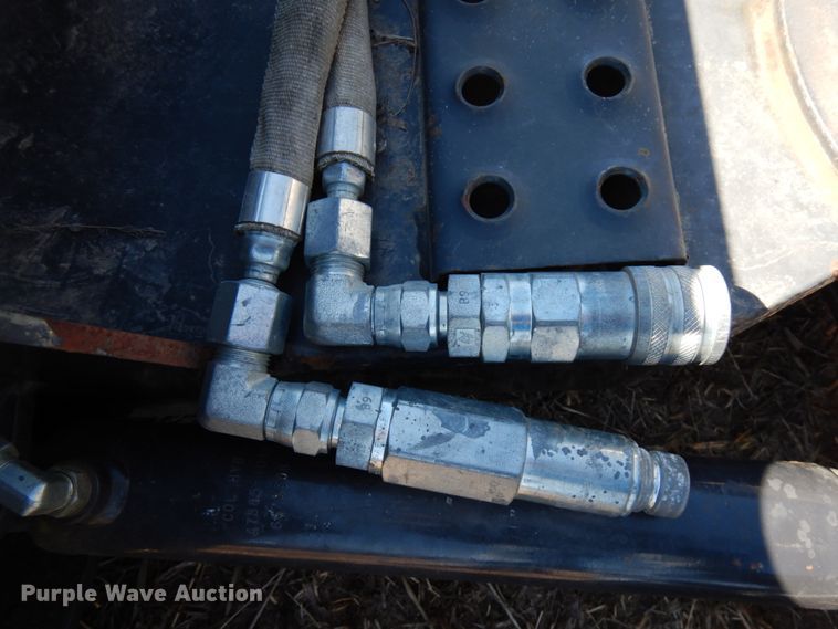 image for item IA9400 2011 Bobcat 96"W snow blade