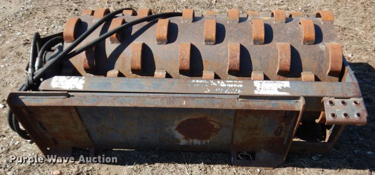 image for item IA9402 Bobcat 48"W skid steer vibratory roller