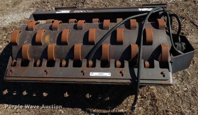 image for item IA9402 Bobcat 48"W skid steer vibratory roller